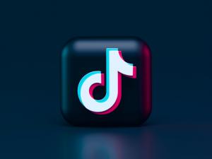 Mastering TikTok's Text-to-Speech Feature: A Complete Guide to Changing Language and Enhancing Your Videos